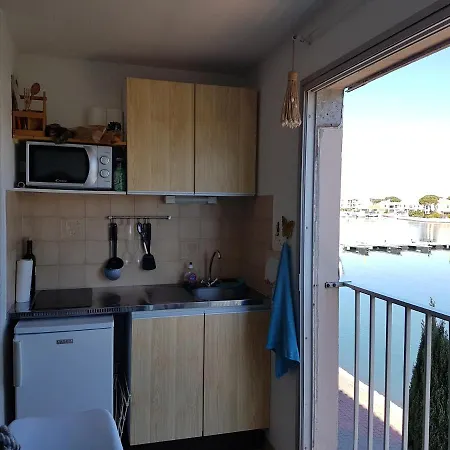 Apartment Bord De Et Pieds Dans L'eau Saint-Cyprien (Pyrenees-Orientales)