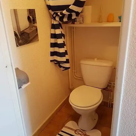 Apartment Bord De Et Pieds Dans L'eau *